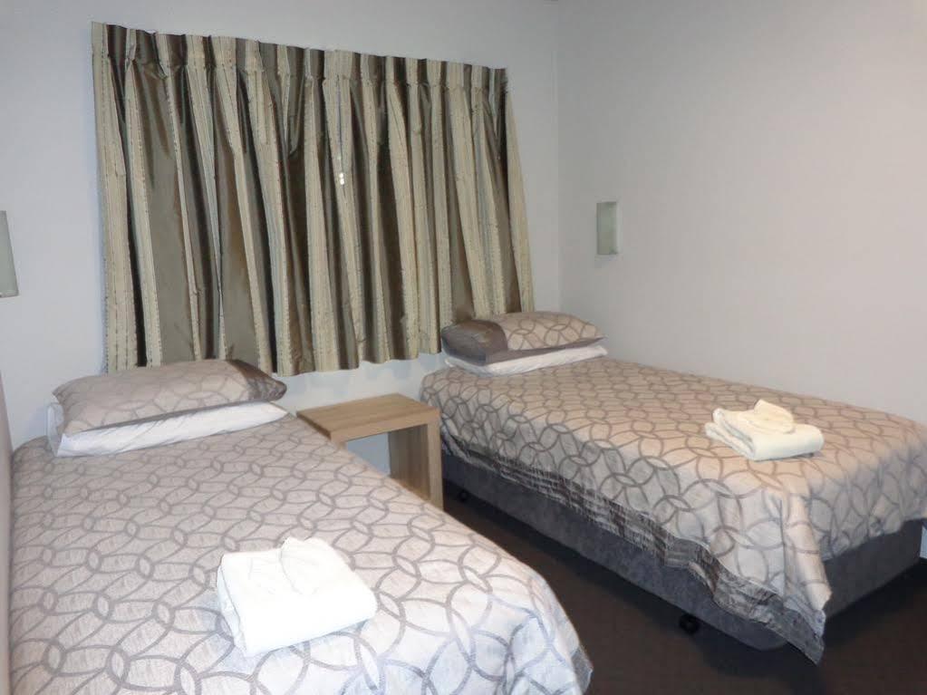 Clearwater Motor Lodge Таупо Экстерьер фото