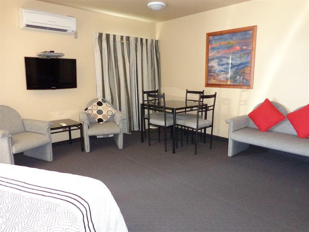 Clearwater Motor Lodge Таупо Экстерьер фото
