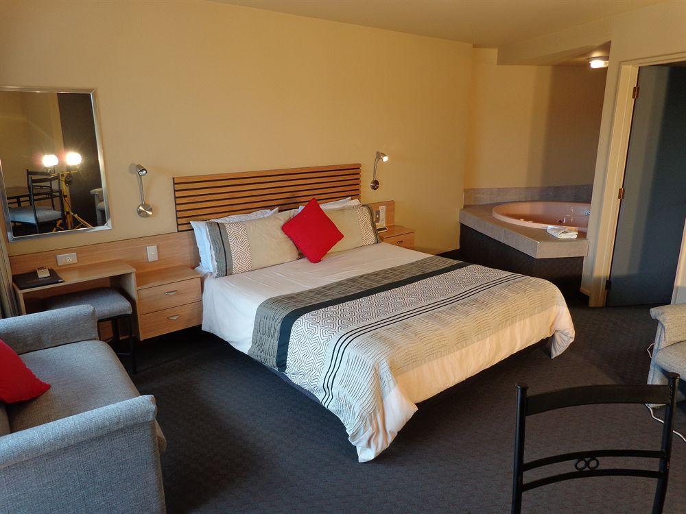 Clearwater Motor Lodge Таупо Экстерьер фото