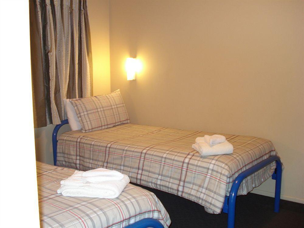 Clearwater Motor Lodge Таупо Экстерьер фото